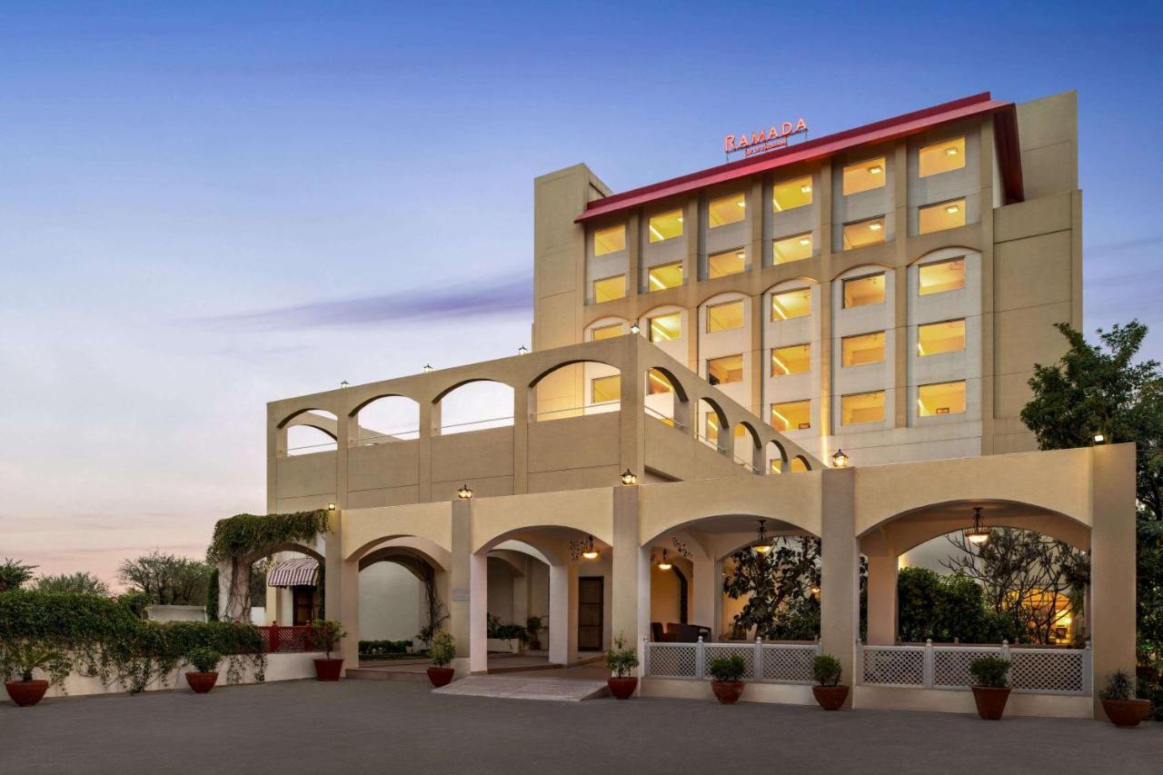Ramada By Wyndham Jaipur Jaisinghpura Hotel Ngoại thất bức ảnh