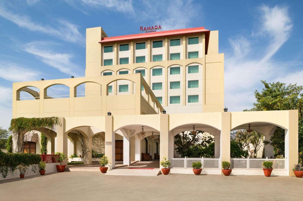 Ramada By Wyndham Jaipur Jaisinghpura Hotel Ngoại thất bức ảnh