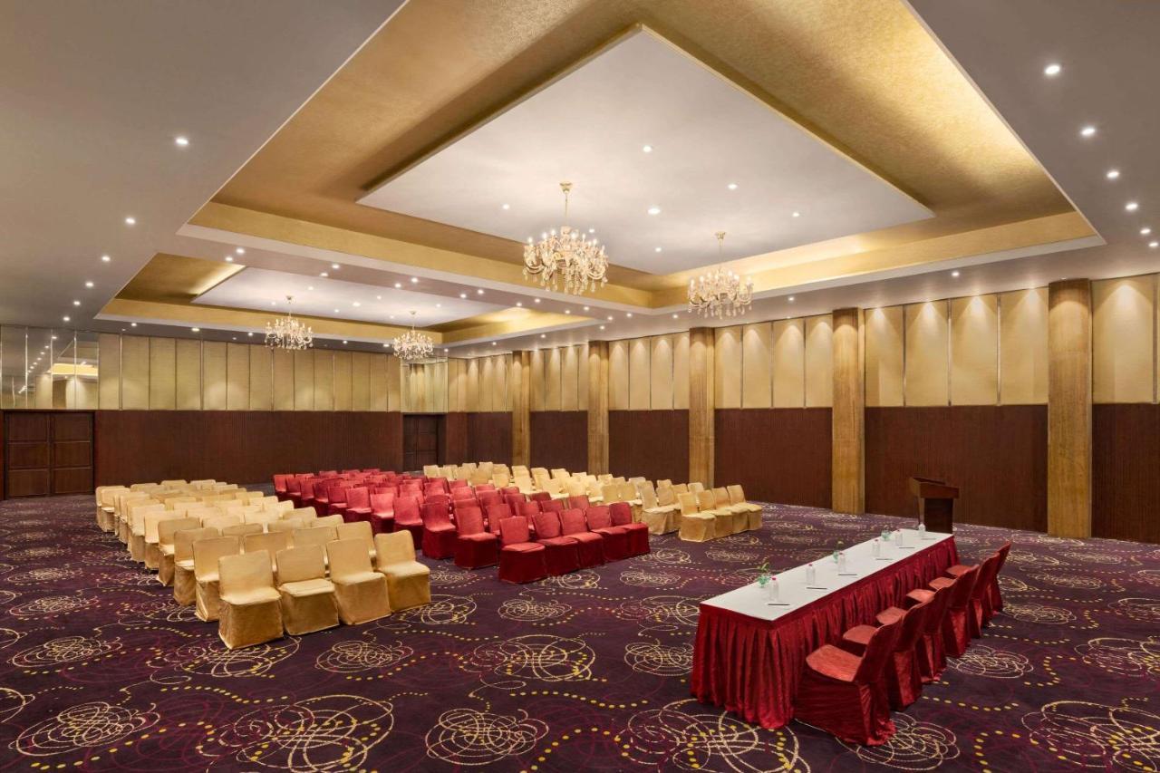 Ramada By Wyndham Jaipur Jaisinghpura Hotel Ngoại thất bức ảnh