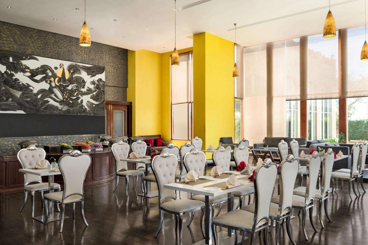 Ramada By Wyndham Jaipur Jaisinghpura Hotel Ngoại thất bức ảnh