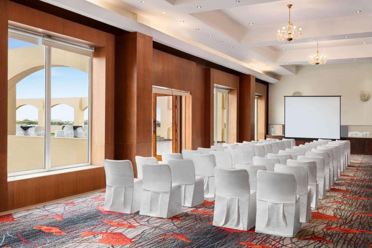 Ramada By Wyndham Jaipur Jaisinghpura Hotel Ngoại thất bức ảnh