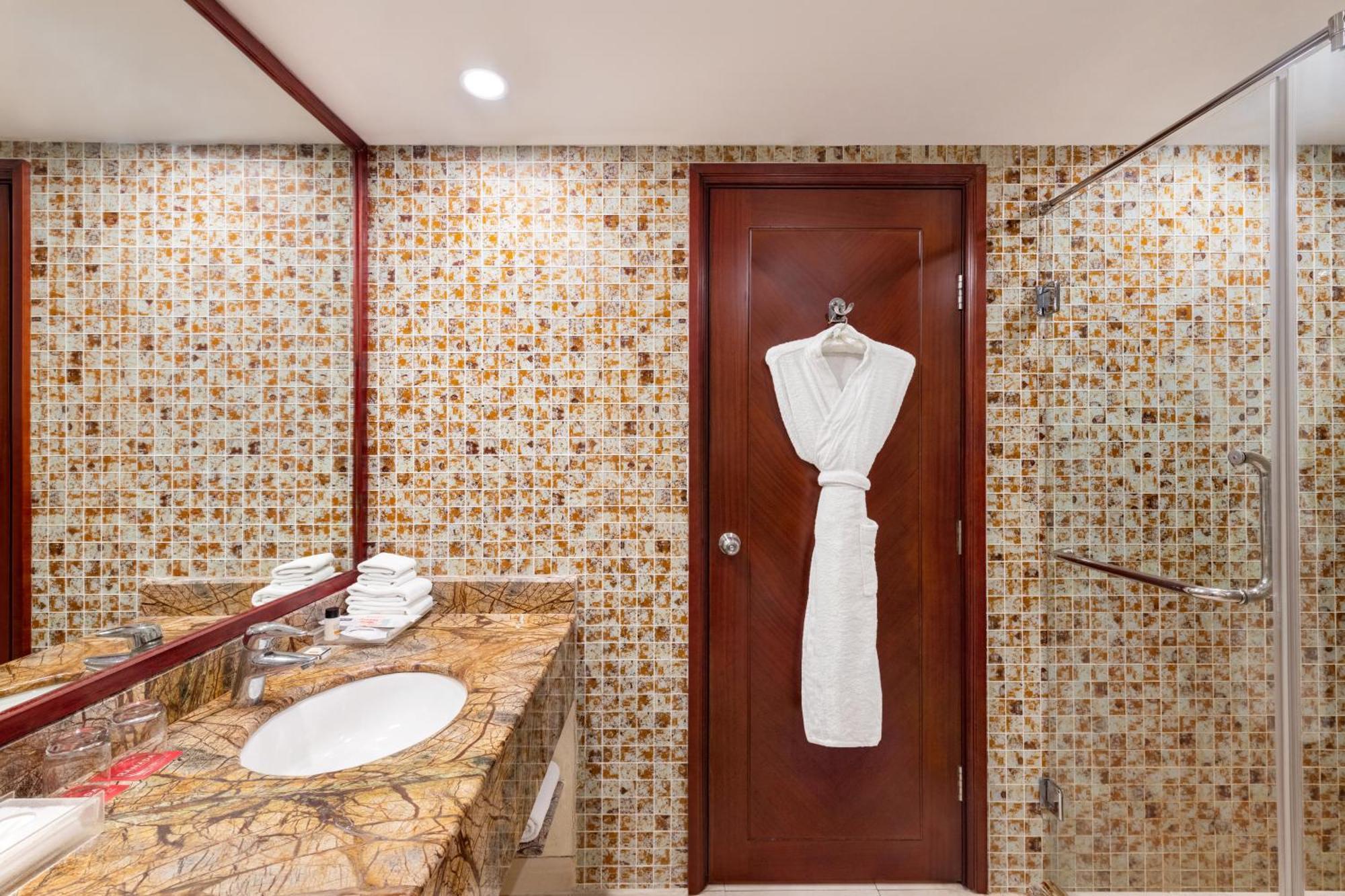 Ramada By Wyndham Jaipur Jaisinghpura Hotel Ngoại thất bức ảnh