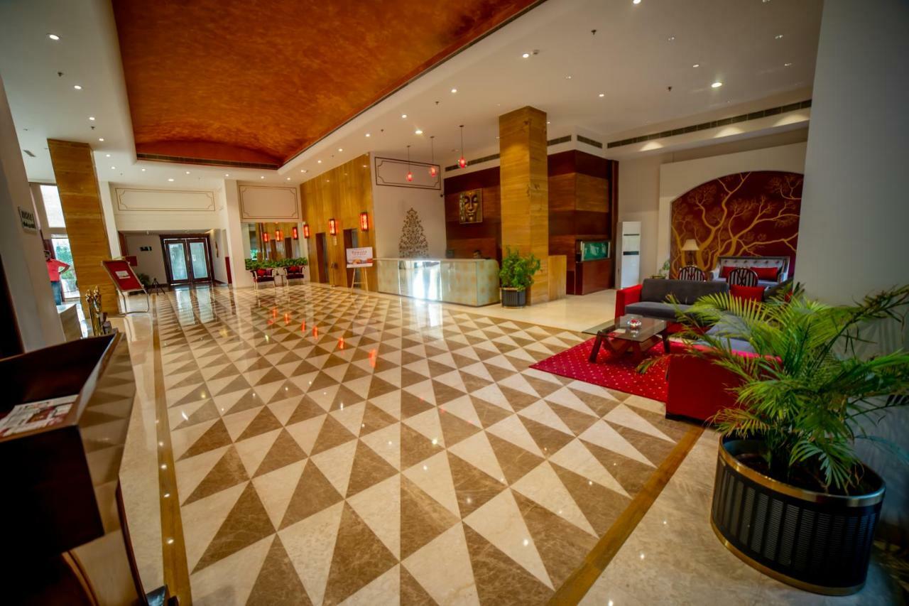Ramada By Wyndham Jaipur Jaisinghpura Hotel Ngoại thất bức ảnh