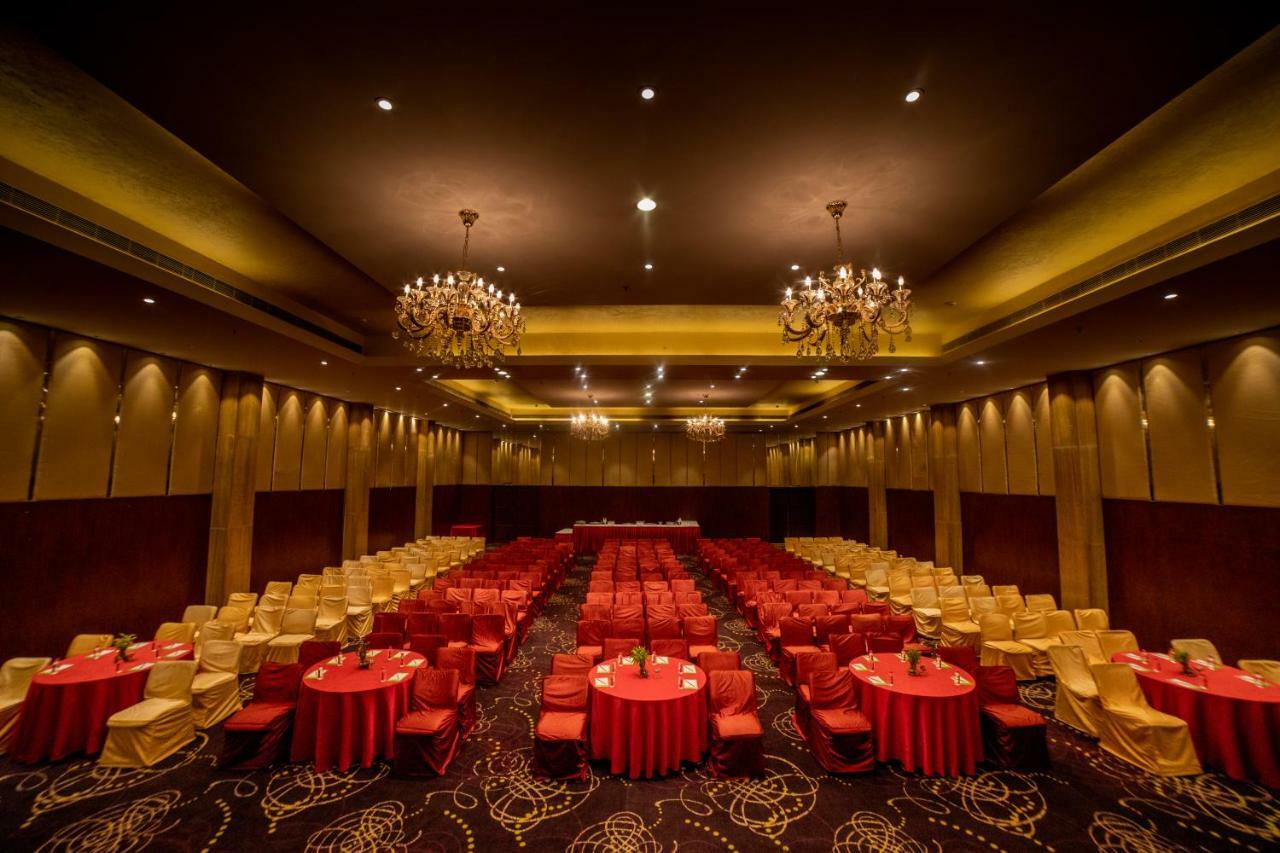 Ramada By Wyndham Jaipur Jaisinghpura Hotel Ngoại thất bức ảnh
