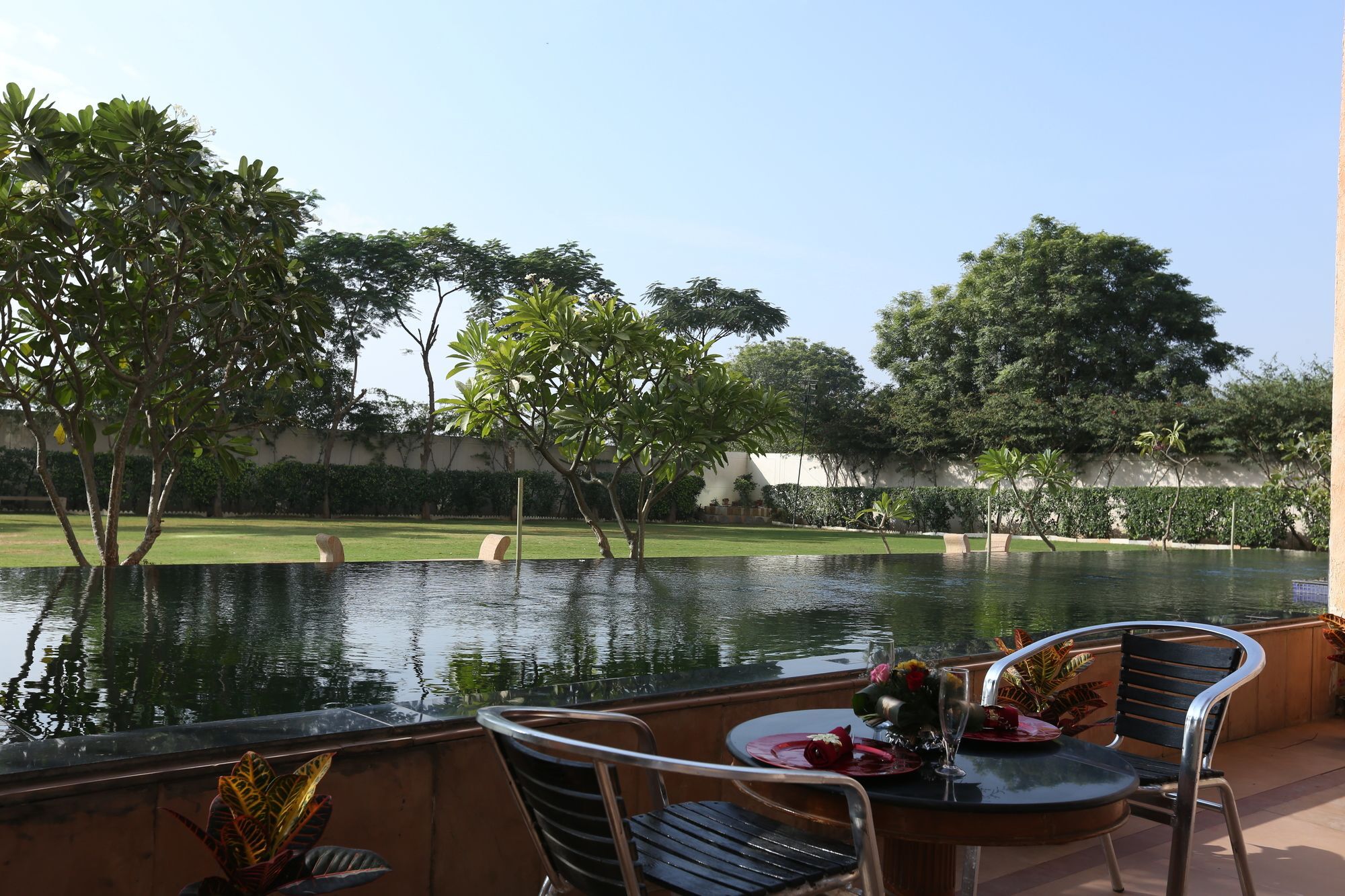 Ramada By Wyndham Jaipur Jaisinghpura Hotel Ngoại thất bức ảnh
