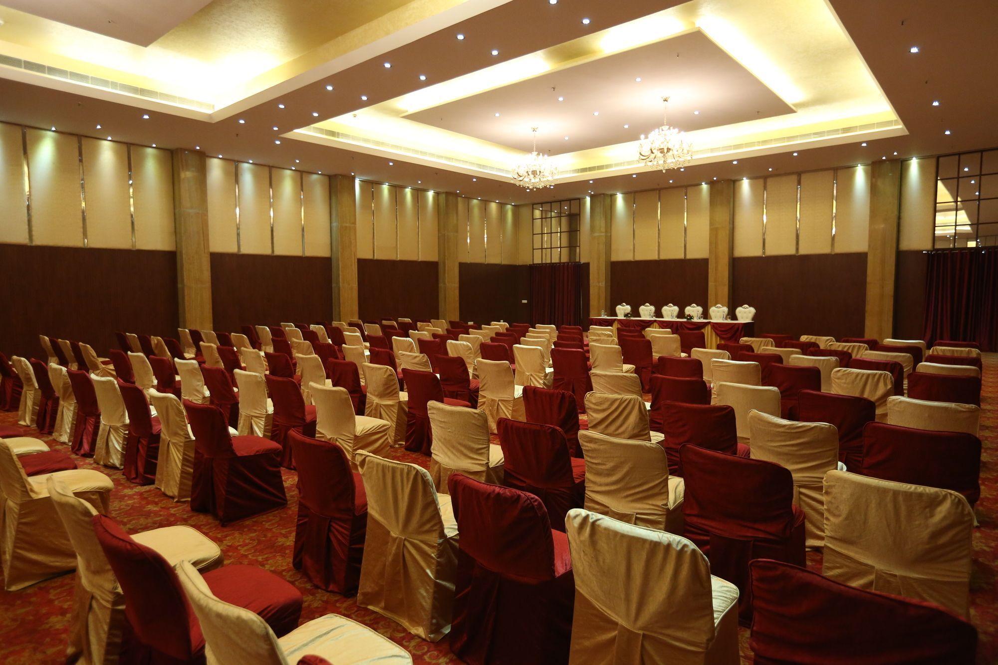 Ramada By Wyndham Jaipur Jaisinghpura Hotel Ngoại thất bức ảnh